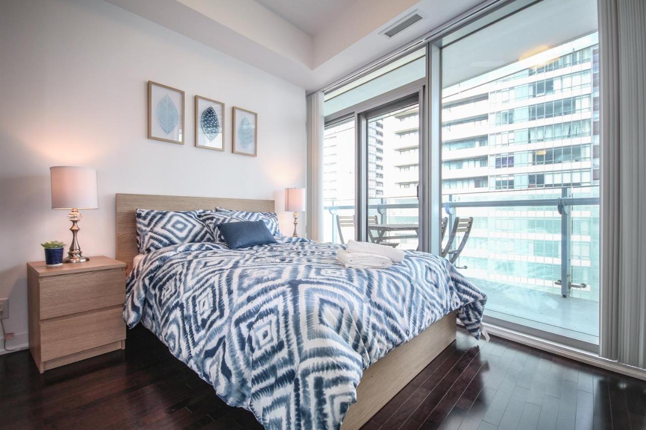 Sarkar Suites - Entertainment District Toronto Exterior photo